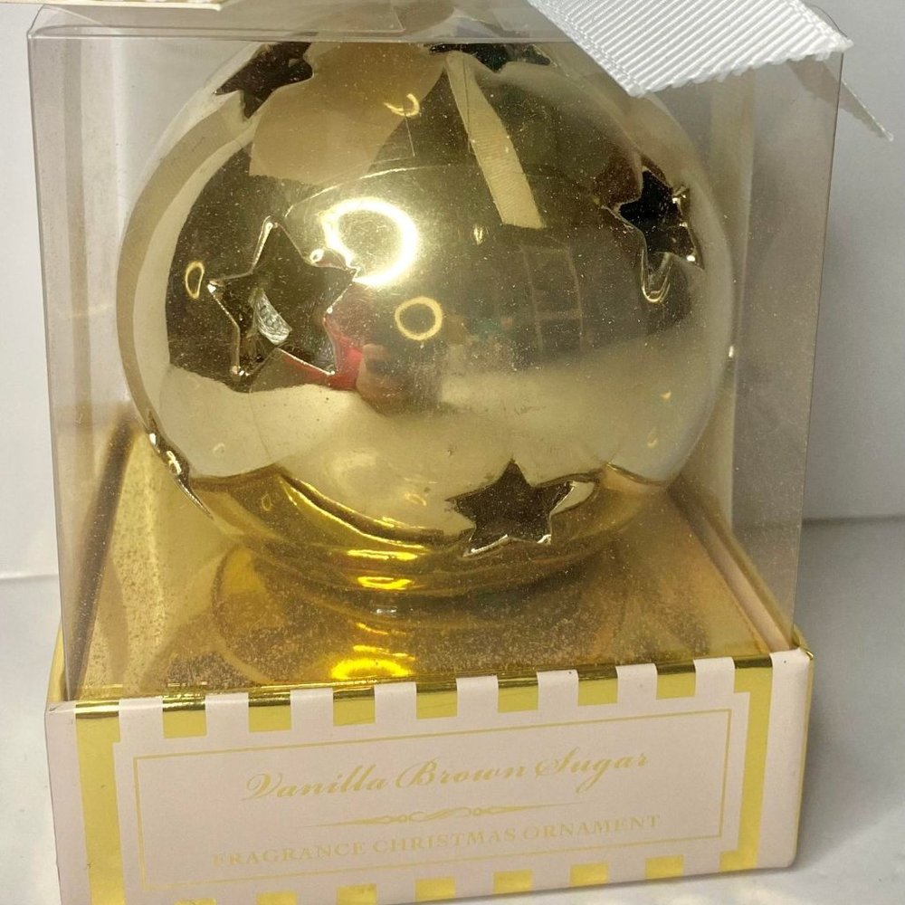 Vanilla Brown Sugar Fragrance Scented Christmas Ornament- New In Box